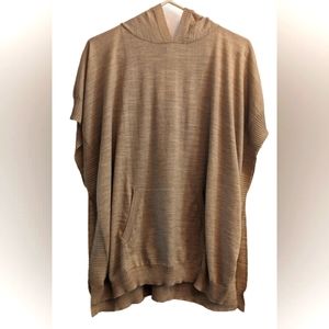 NWT LOFT tan sleeveless hooded ribbed knit bottom, arms, and hood pullover front